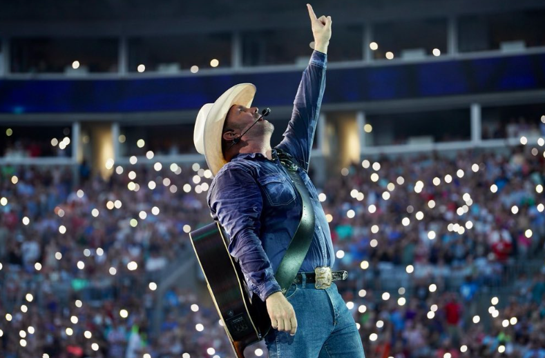 Image: @garthbrooks/Instagram