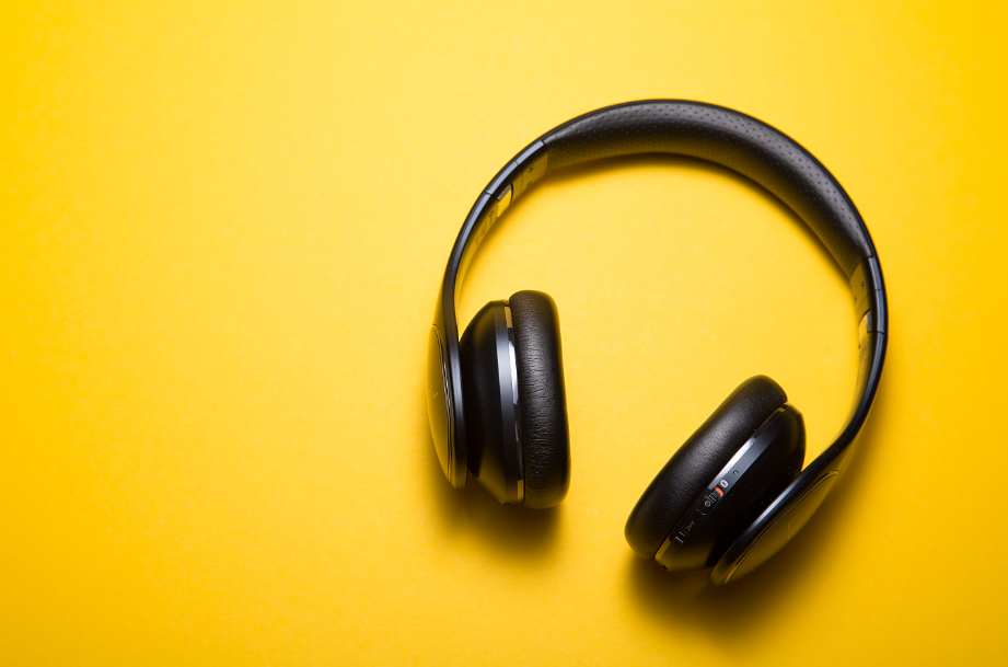 6 drag queen bops to add to your end of summer playlist