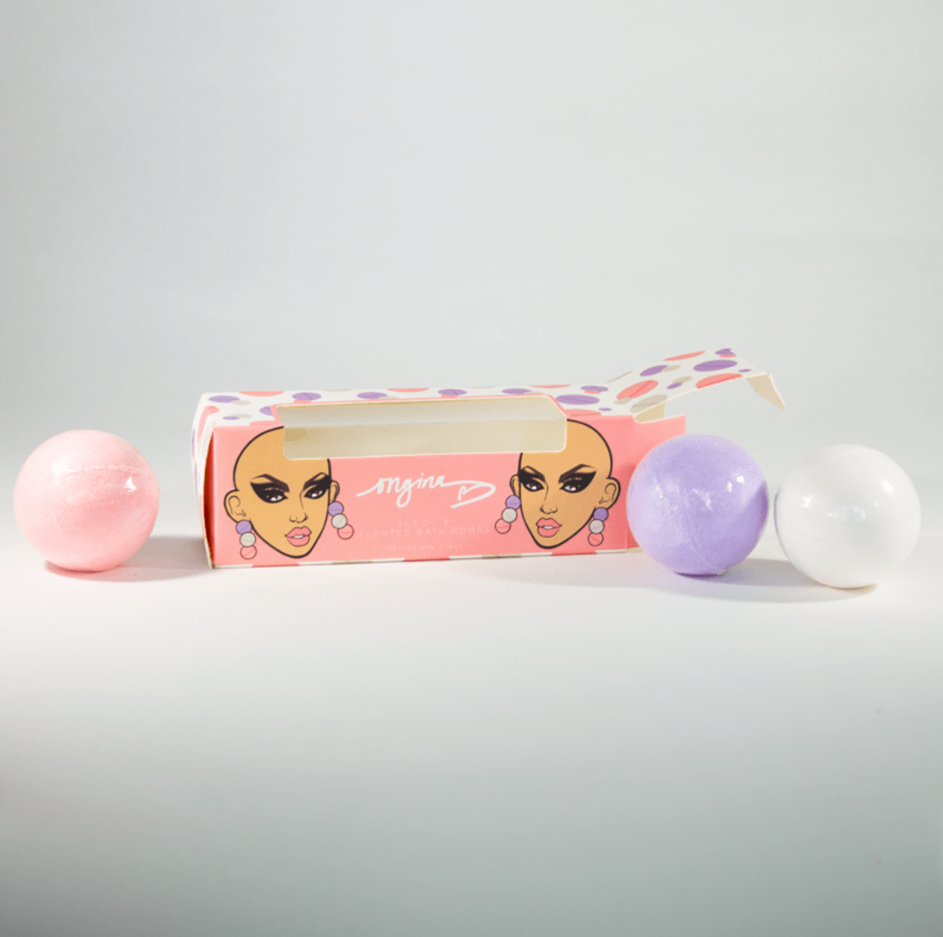 Ongina's Bath Bombs